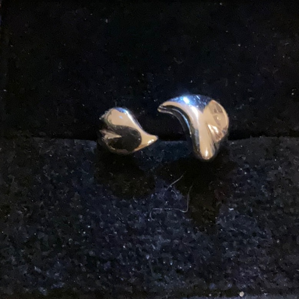 Avon Heart-to-Heart Silver Tone Adjustable Ring